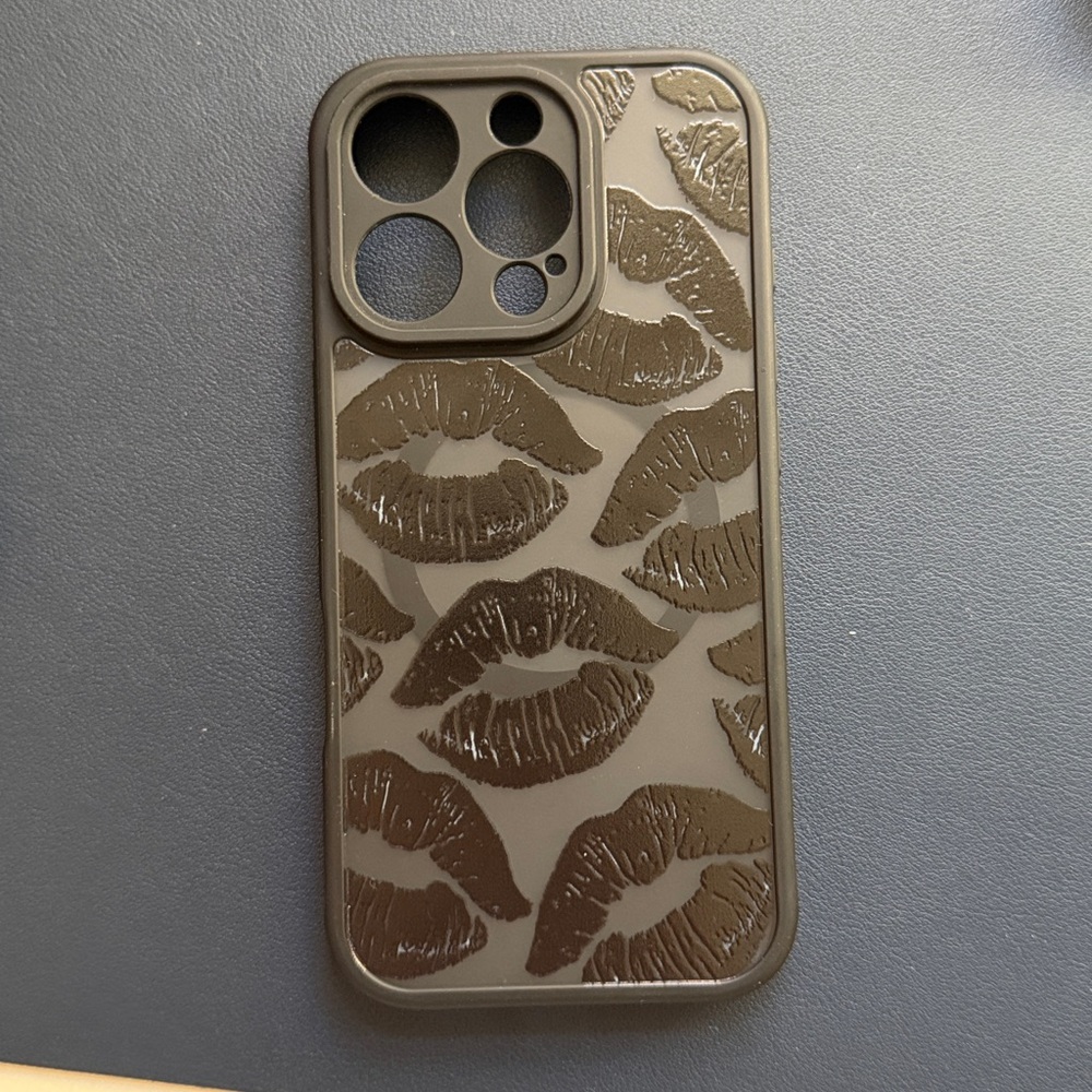 Black Lips iPhone 16 pro Case